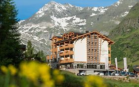 Hotel Pfeldererhof Alpine Lifestyle